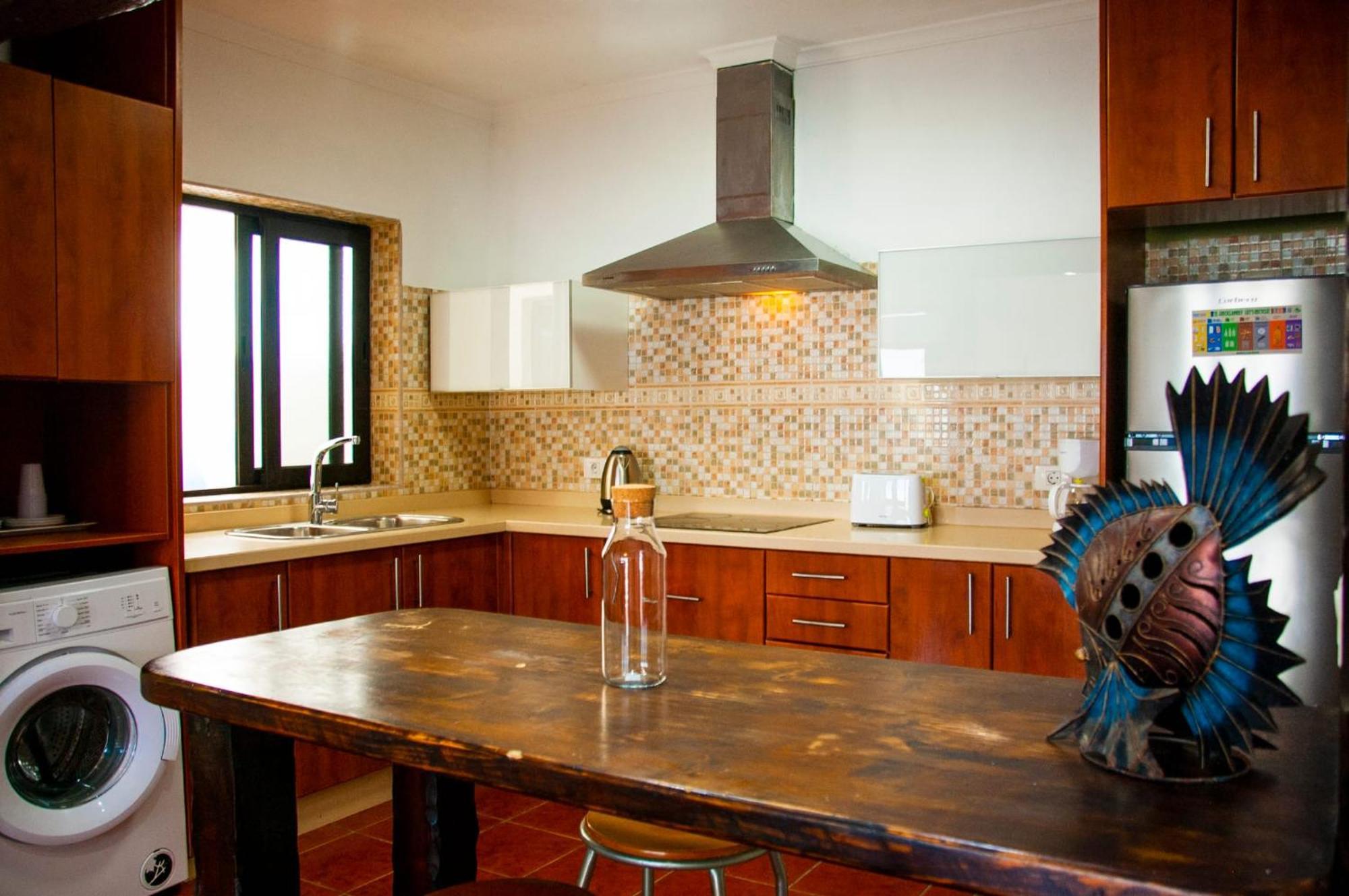 Famara Surf Apartman Kültér fotó